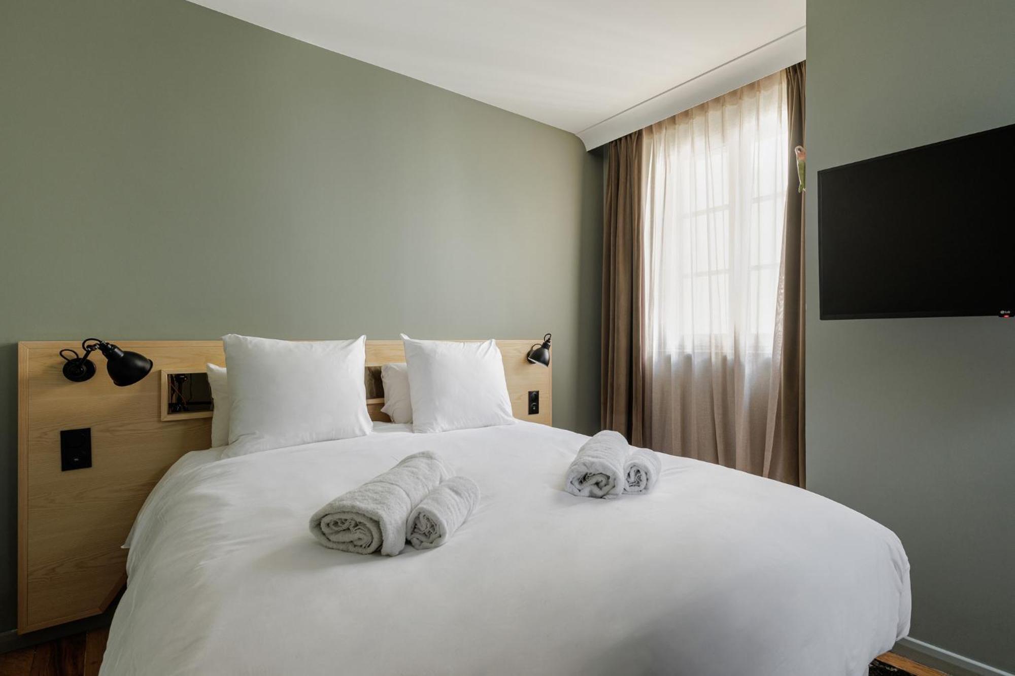 Hotel Des Sept - Entree Autonome, Reception En Ligne - Encore Mieux Orleans Exterior photo