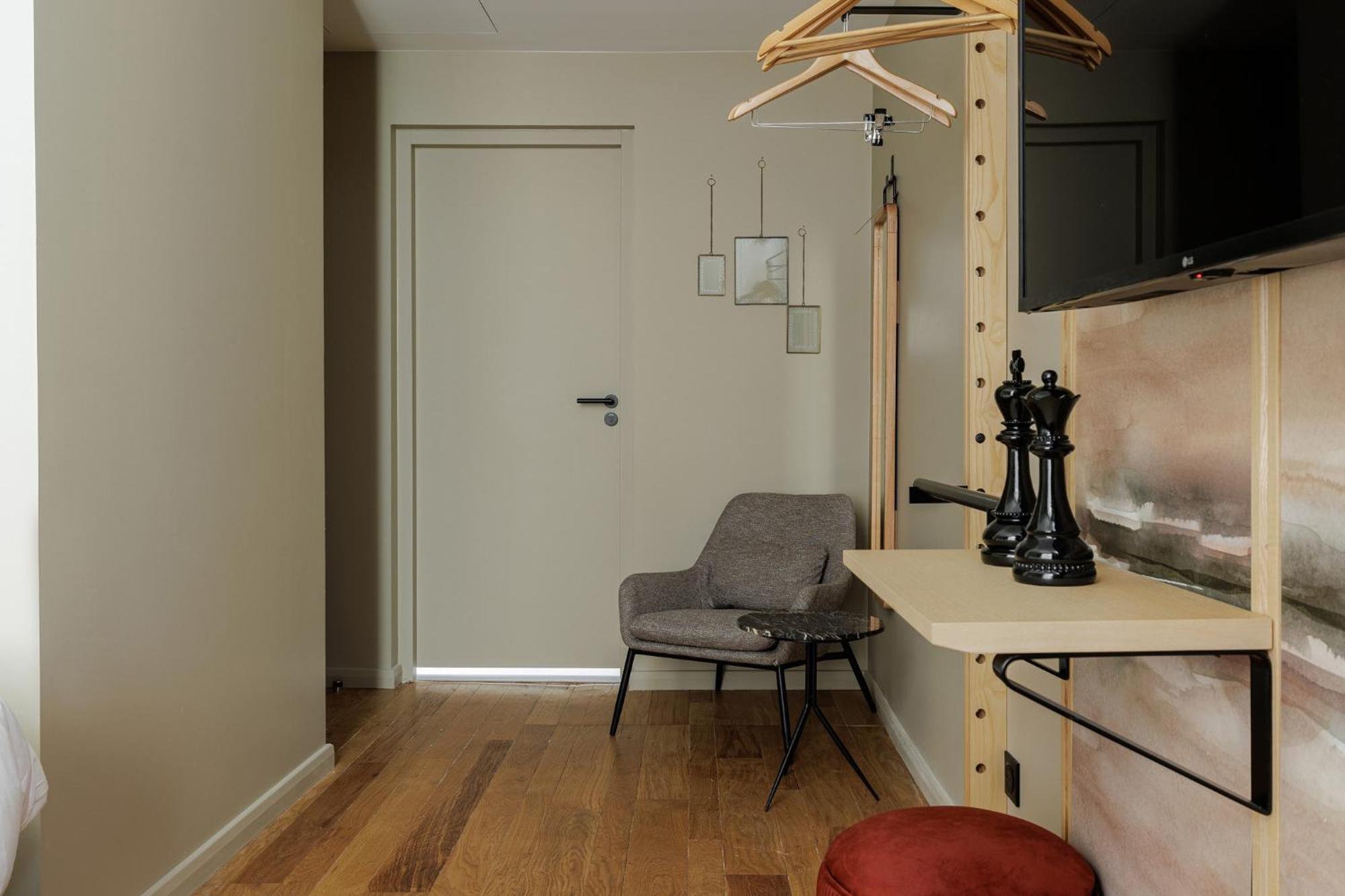 Hotel Des Sept - Entree Autonome, Reception En Ligne - Encore Mieux Orleans Exterior photo