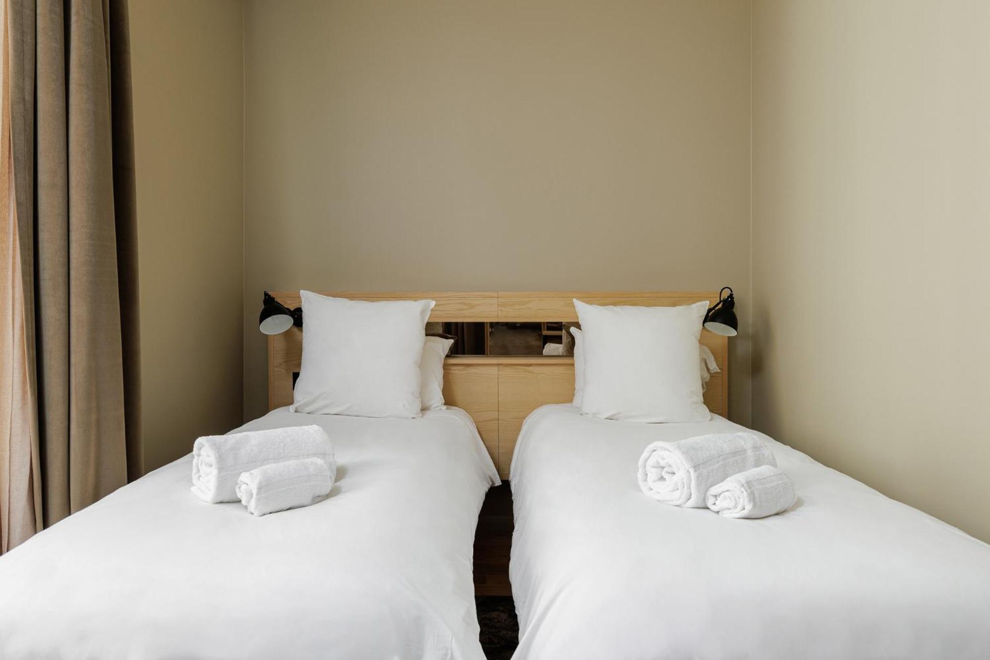 Hotel Des Sept - Entree Autonome, Reception En Ligne - Encore Mieux Orleans Exterior photo